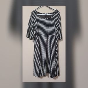 Avenue 3/4 Sleeve Dress